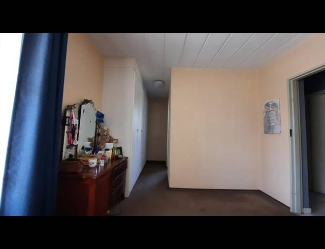 2 BEDROOM APARTMENT FOR SALE IN VAALPARK